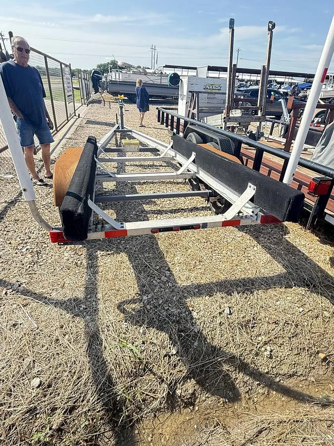 Slide: The Image of ShoreLand'r Tandem Axle Trailer 1998 - 4