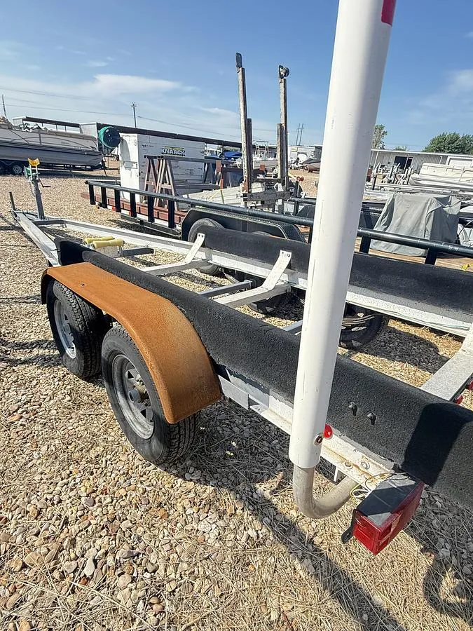 Slide: The Image of ShoreLand'r Tandem Axle Trailer 1998 - 5