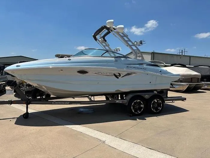 The Image of Crownline Boats E235 Wake/Surf 2024 - 0