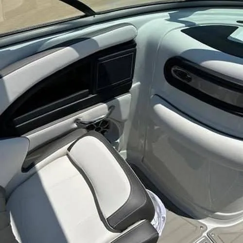 Slide: The Image of Crownline Boats E235 Wake/Surf 2024 - 13
