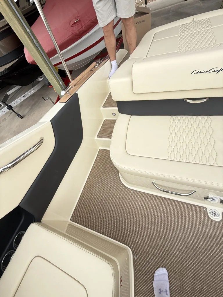 Slide: The Image of Chris-Craft SPORTSTER 25 MR 2026 - 2