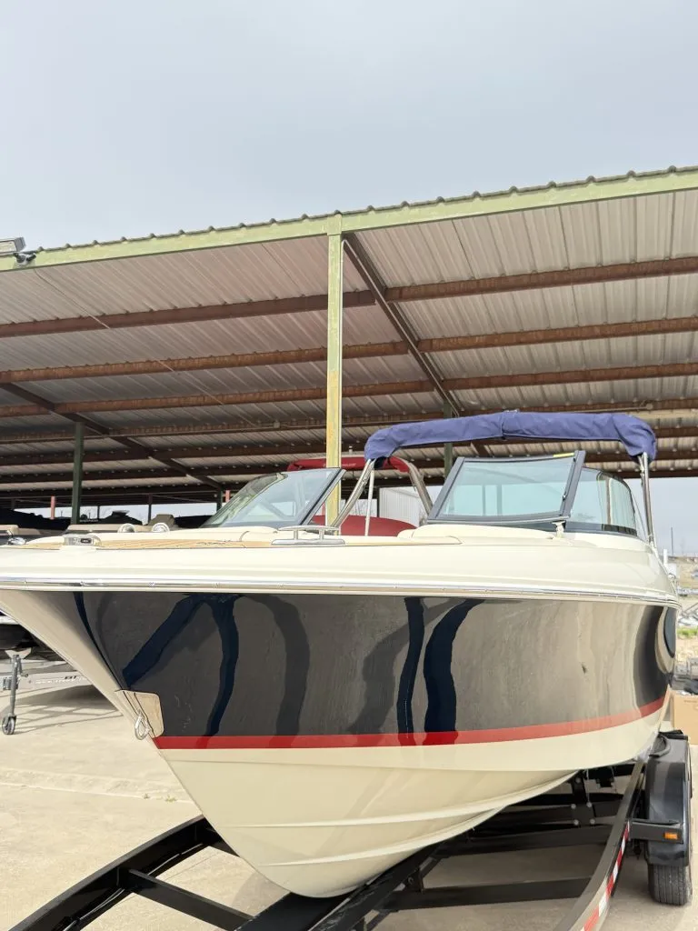 Slide: The Image of Chris-Craft SPORTSTER 25 MR 2026 - 29
