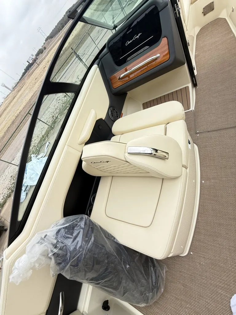 The Image of Chris-Craft SPORTSTER 25 MR 2026 - 0