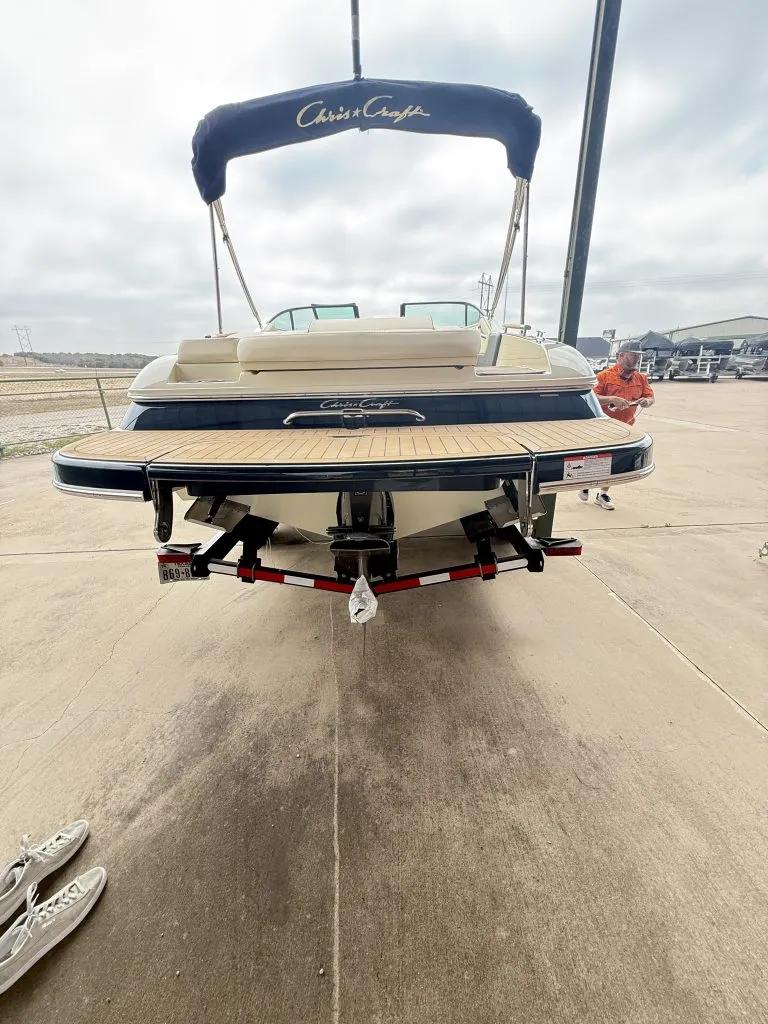 Slide: The Image of Chris-Craft SPORTSTER 25 MR 2026 - 23
