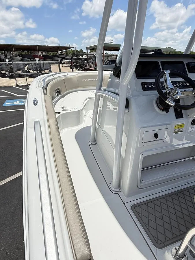 Slide: The Image of Crownline Boats Finseeker 210CC 2024 - 14