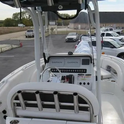 Slide: The Image of Crownline Boats Finseeker 230FS 2024 - 4