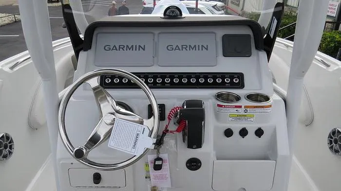 Slide: The Image of Crownline Boats Finseeker 230FS 2024 - 1