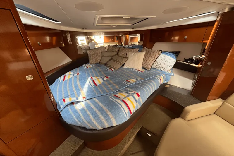 Slide: The Image of Sea Ray 350 SUNDANCER 2014 - 42