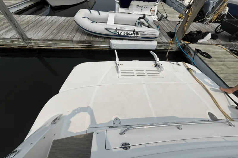 Slide: The Image of Sea Ray 350 SUNDANCER 2014 - 53
