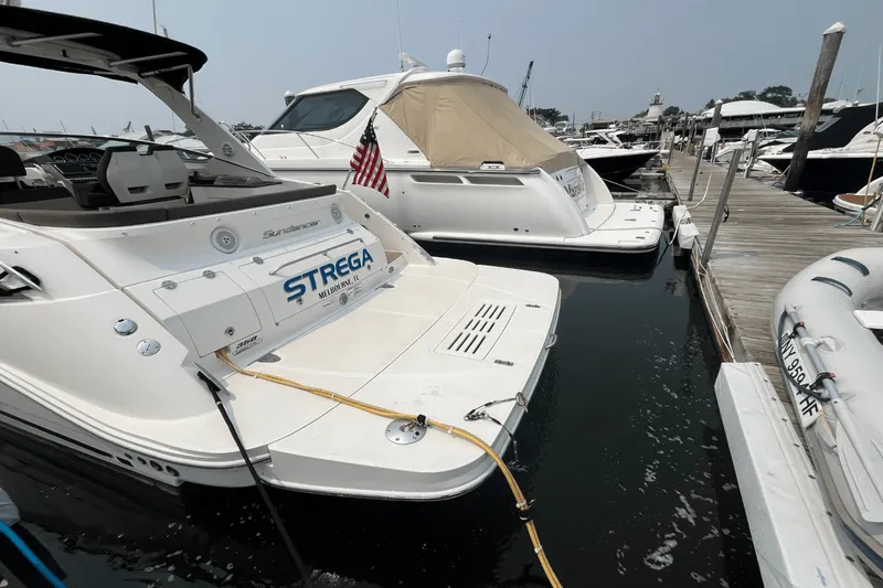 Slide: The Image of Sea Ray 350 SUNDANCER 2014 - 8