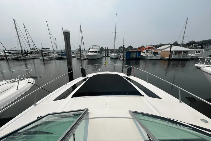 Slide: The Image of Sea Ray 350 SUNDANCER 2014 - 50