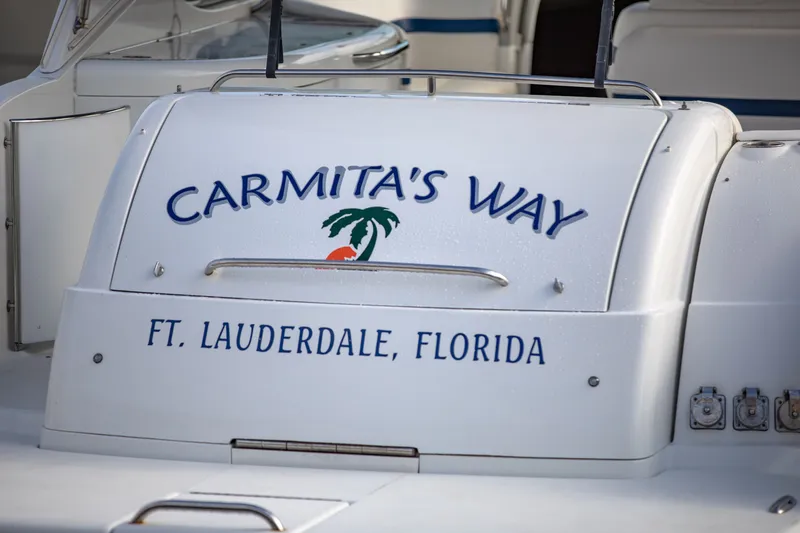 Slide: The Image of 2007 Formula 370 Super Sport boat named "Carmita's Way" in Ft. Lauderdale, Florida. - 32