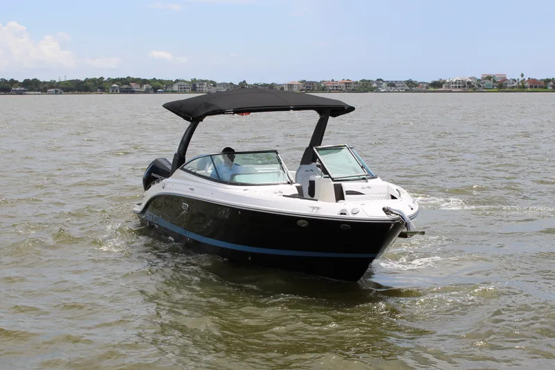 Slide: The Image of Sea Ray SLX 280 Outboard 2027 - 5