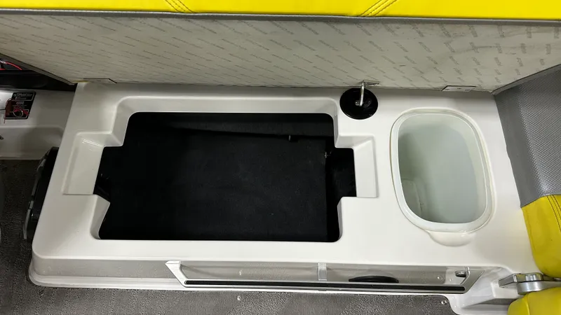 Slide: The Image of Mastercraft X30 2015 - 20