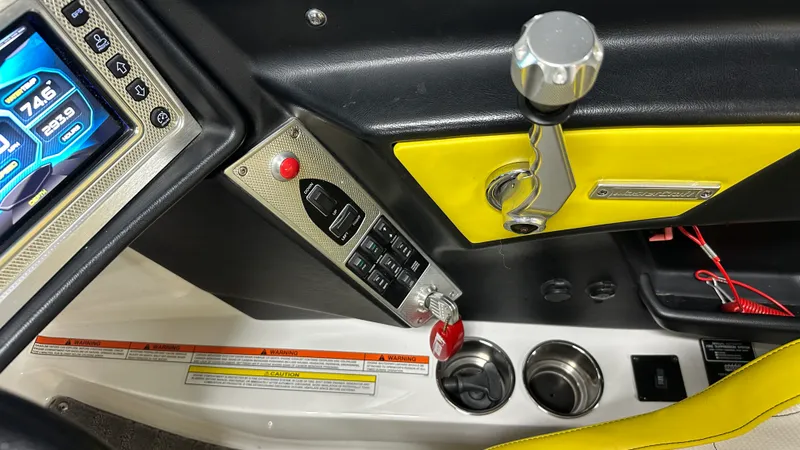 Slide: The Image of Mastercraft X30 2015 - 47