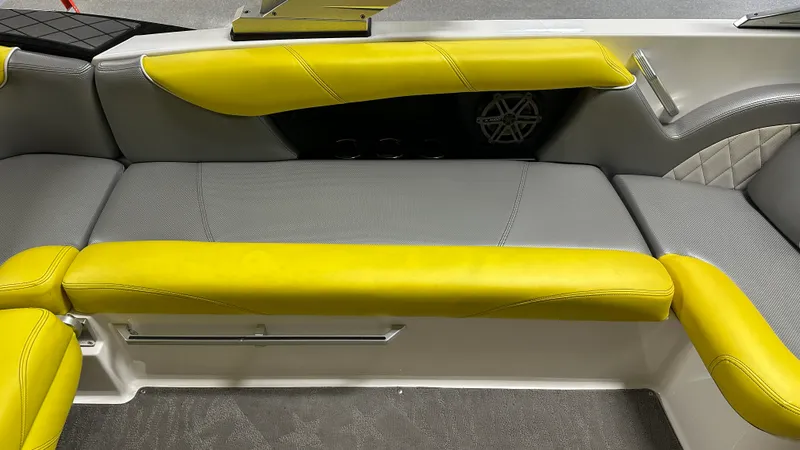 Slide: The Image of Mastercraft X30 2015 - 31