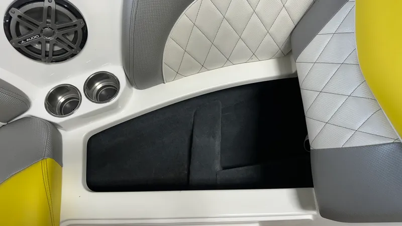 Slide: The Image of Mastercraft X30 2015 - 63