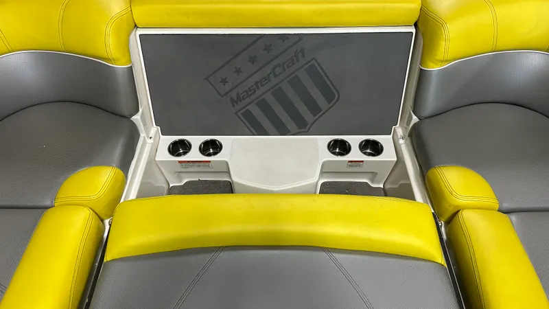 Slide: The Image of Mastercraft X30 2015 - 25