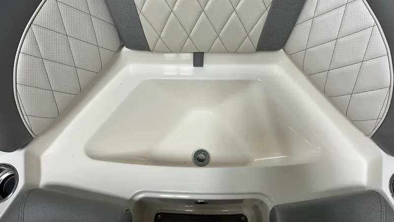 Slide: The Image of Mastercraft X30 2015 - 60