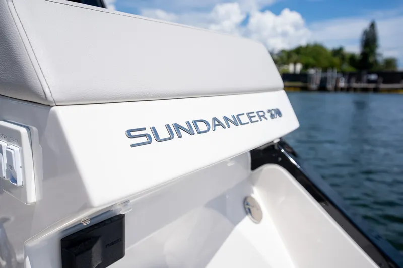 Slide: The Image of Sea Ray Sundancer 370 Outboard 2026 - 32