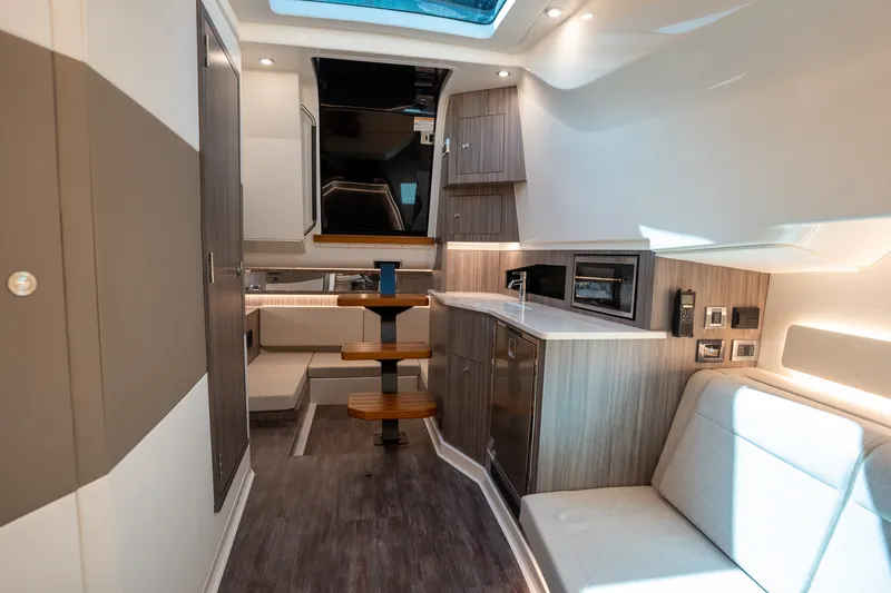 Slide: The Image of Sea Ray Sundancer 370 Outboard 2026 - 22
