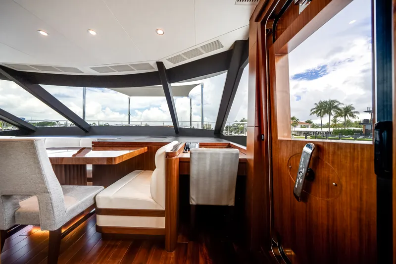 Slide: The Image of Ocean Alexander 90 SKY LOUNGE 2016 - 47