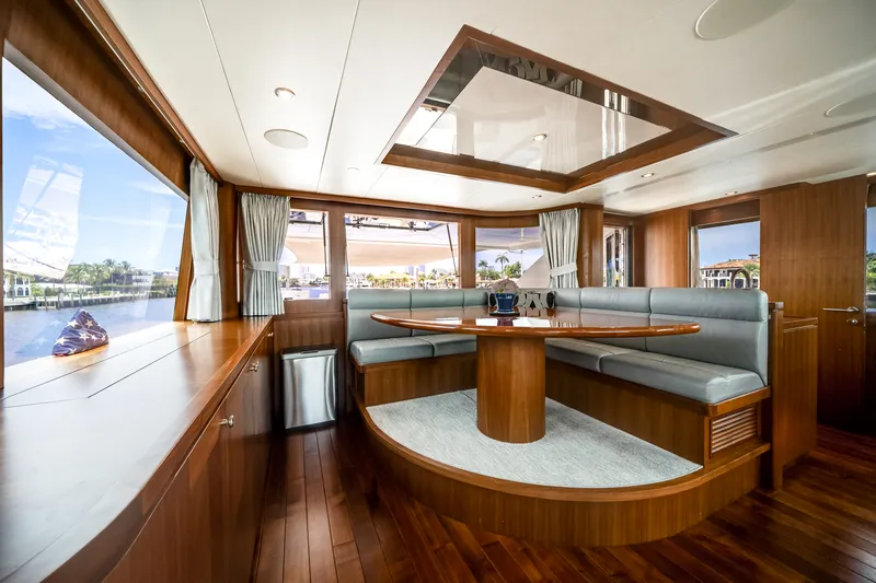 Slide: The Image of Ocean Alexander 90 SKY LOUNGE 2016 - 43