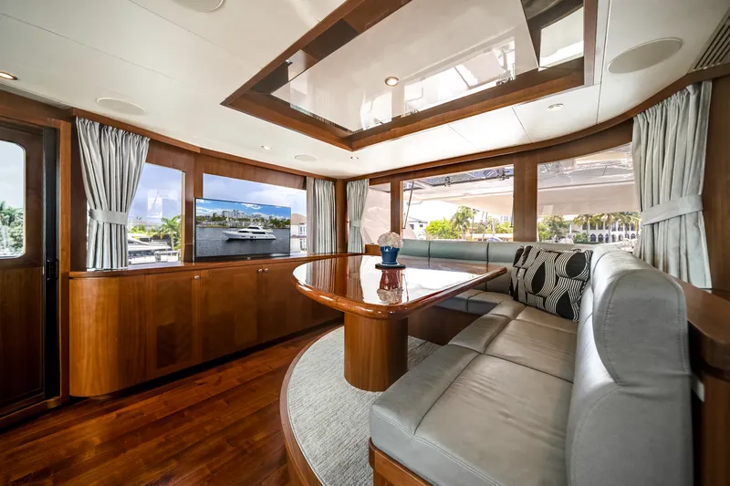 Slide: The Image of Ocean Alexander 90 SKY LOUNGE 2016 - 45