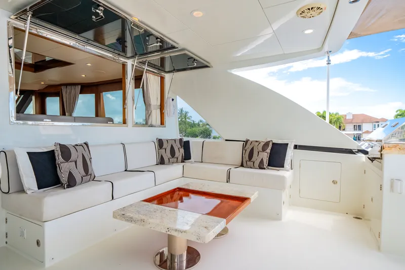Slide: The Image of Ocean Alexander 90 SKY LOUNGE 2016 - 54