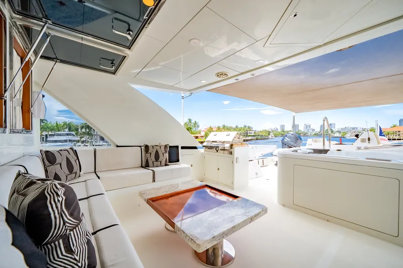 Slide: The Image of Ocean Alexander 90 SKY LOUNGE 2016 - 73