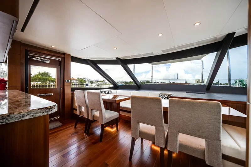 Slide: The Image of Ocean Alexander 90 SKY LOUNGE 2016 - 25