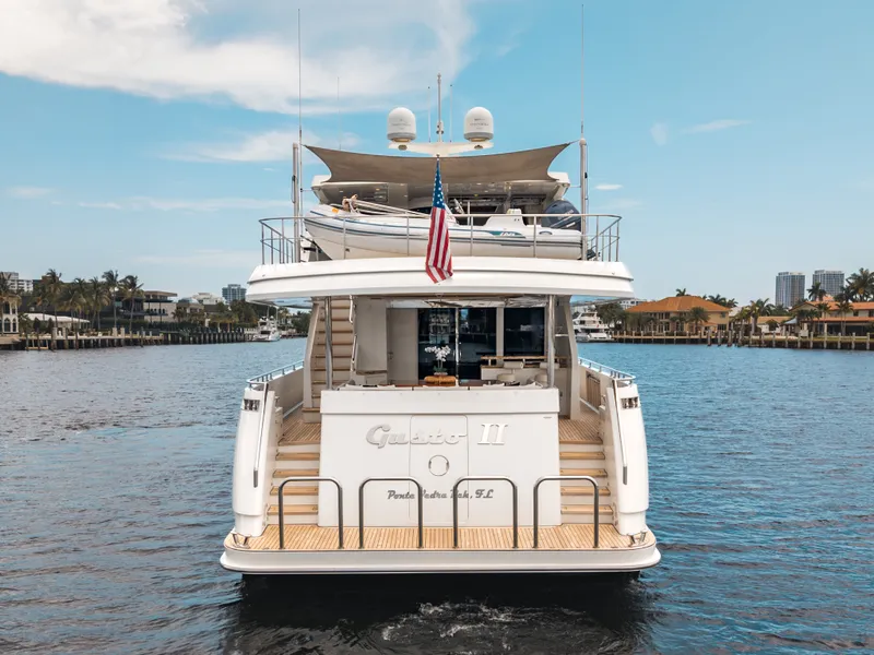 Slide: The Image of Ocean Alexander 90 SKY LOUNGE 2016 - 8