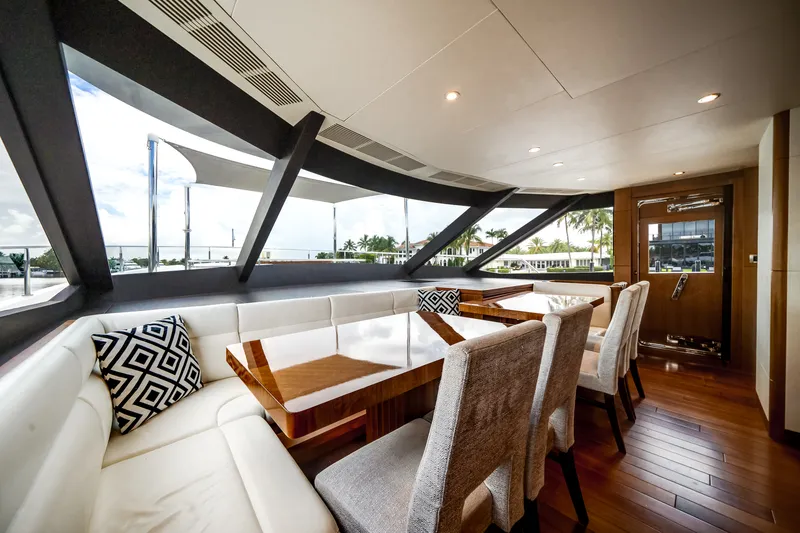 Slide: The Image of Ocean Alexander 90 SKY LOUNGE 2016 - 45