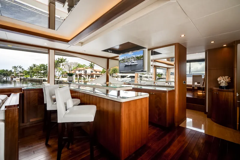 Slide: The Image of Ocean Alexander 90 SKY LOUNGE 2016 - 18
