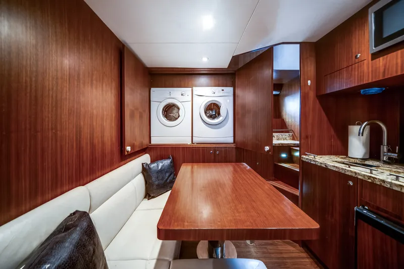 Slide: The Image of Ocean Alexander 90 SKY LOUNGE 2016 - 65