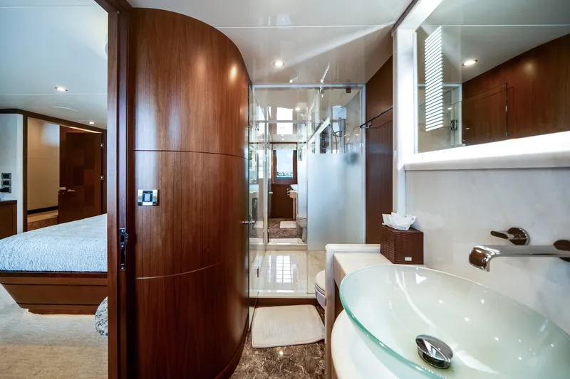 Slide: The Image of Ocean Alexander 90 SKY LOUNGE 2016 - 32