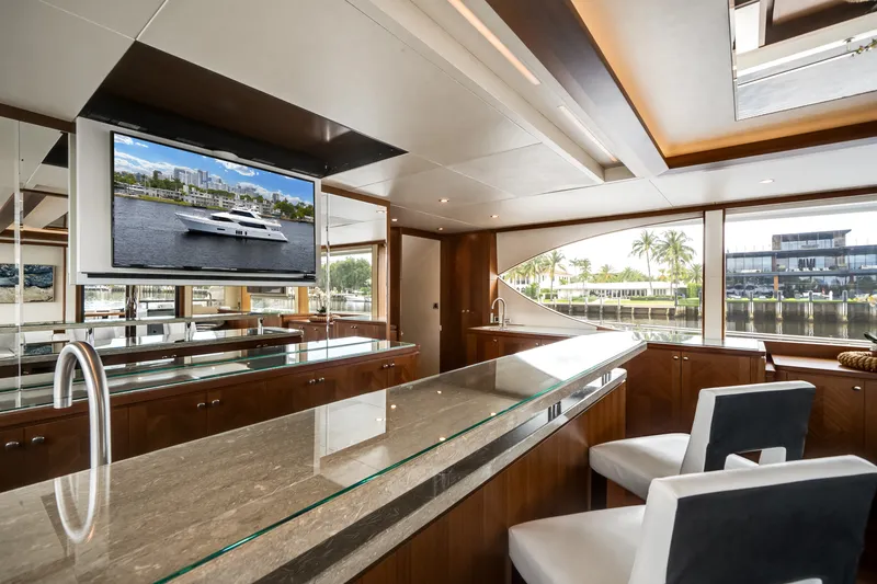 Slide: The Image of Ocean Alexander 90 SKY LOUNGE 2016 - 17