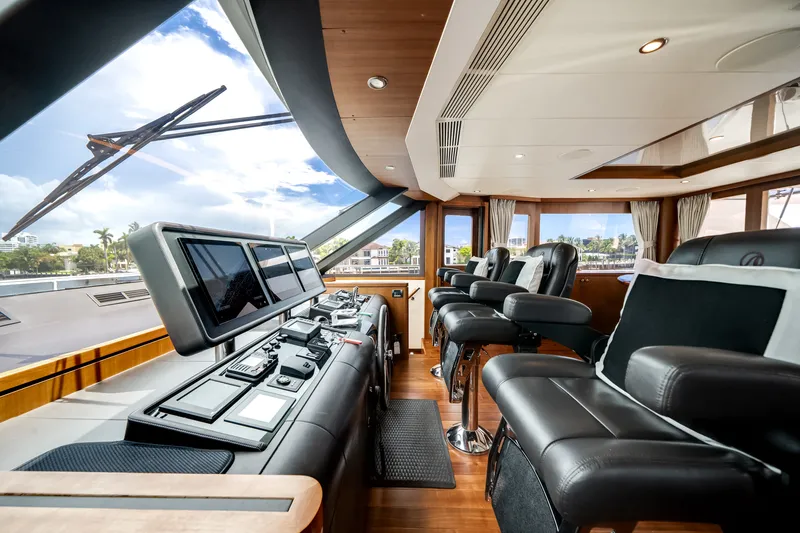 Slide: The Image of Ocean Alexander 90 SKY LOUNGE 2016 - 49