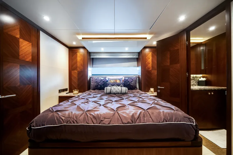 Slide: The Image of Ocean Alexander 90 SKY LOUNGE 2016 - 36