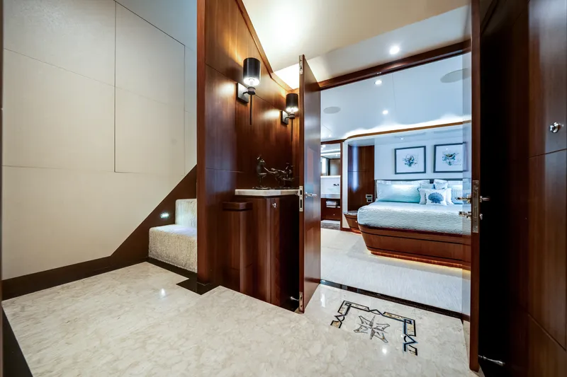 Slide: The Image of Ocean Alexander 90 SKY LOUNGE 2016 - 28
