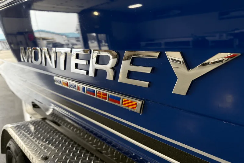 Slide: The Image of Monterey 224FS 2022 - 12