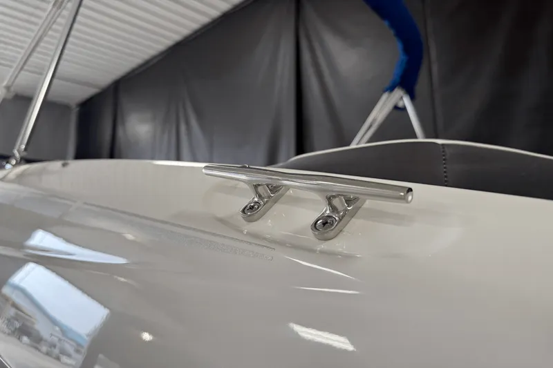 Slide: The Image of Monterey 224FS 2022 - 14