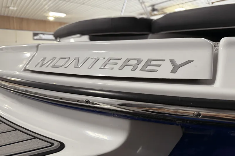 Slide: The Image of Monterey 224FS 2022 - 17