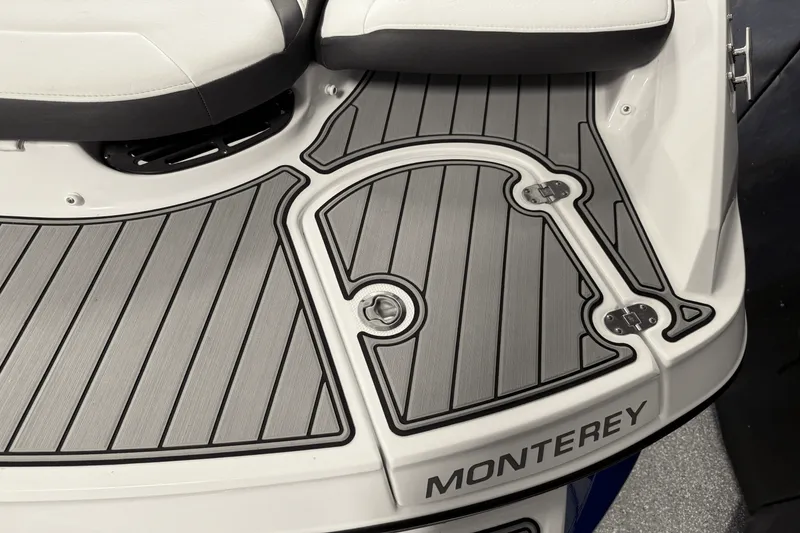 Slide: The Image of Monterey 224FS 2022 - 20