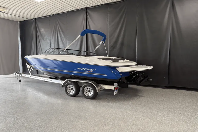 Slide: The Image of Monterey 224FS 2022 - 4