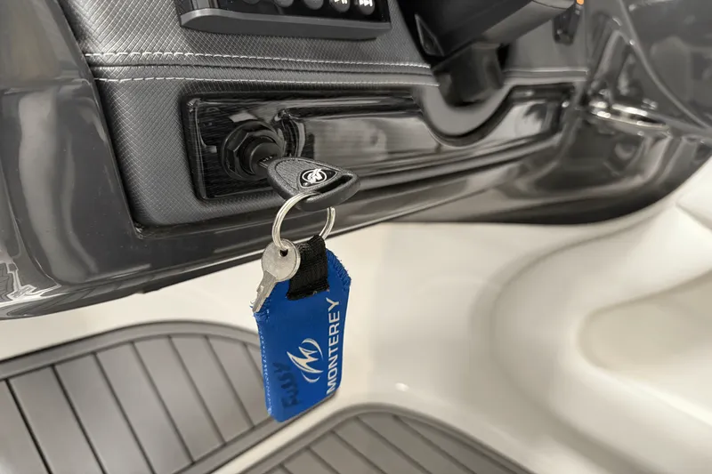 Slide: The Image of Monterey 224FS 2022 - 65