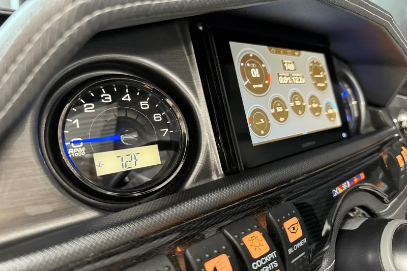 Slide: The Image of Monterey 224FS 2022 - 68