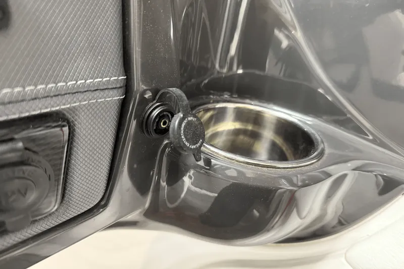 Slide: The Image of Monterey 224FS 2022 - 77