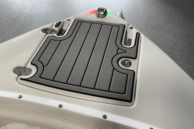 Slide: The Image of Monterey 224FS 2022 - 87