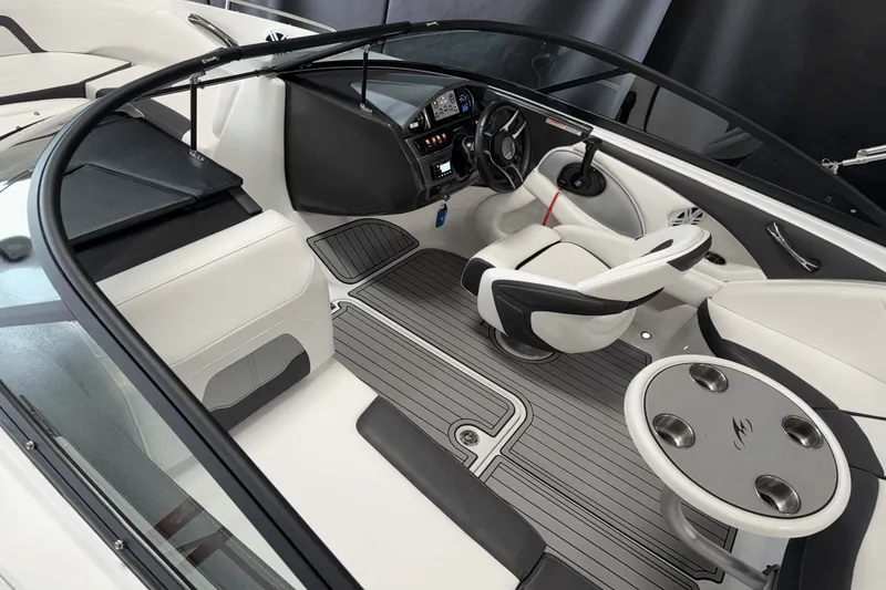 Slide: The Image of Monterey 224FS 2022 - 9